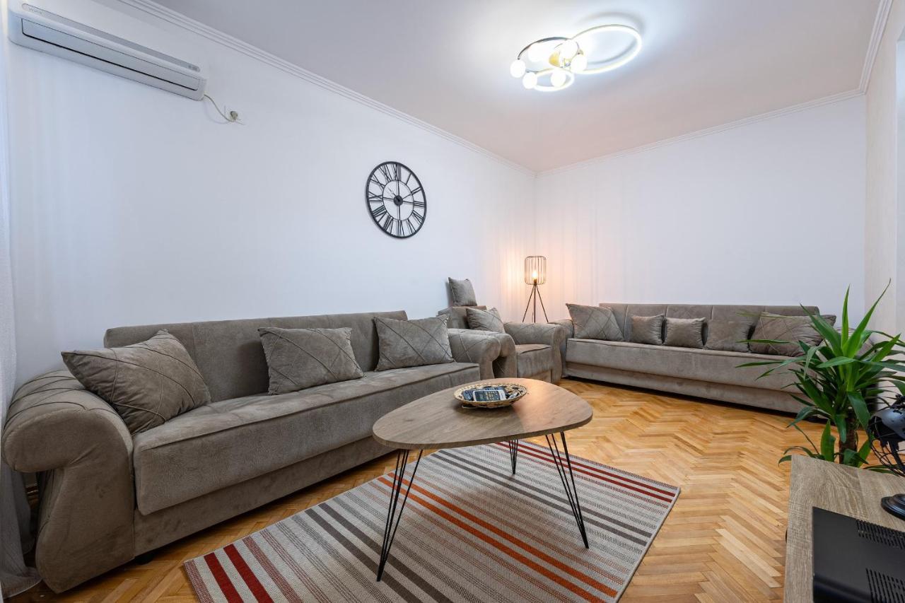 Clock Tower Lux Apartment Podgorica Exteriér fotografie